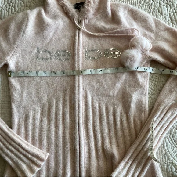 VTG Bebe pale pink hoodie w/ fur trim